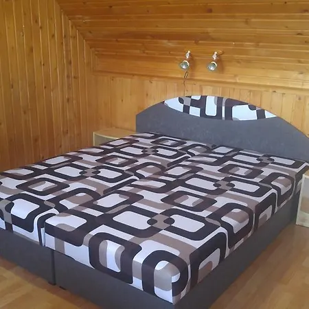Apartman Hodor דירה *